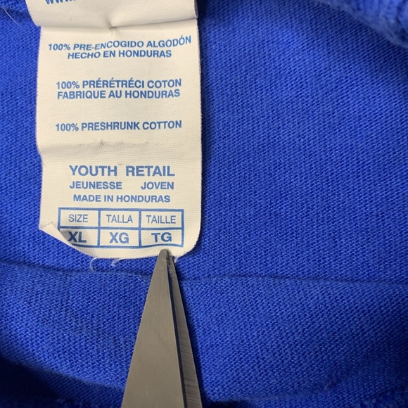 Youth 2016 Chicago Cubs World Series Champions Size XL - Picture 3 of 4